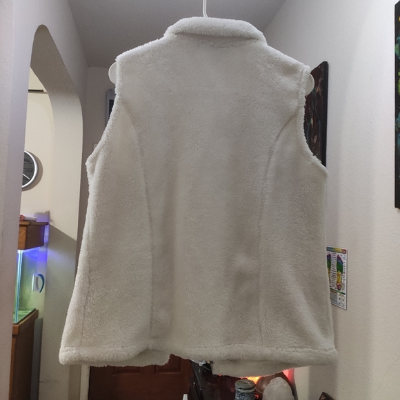 Croft & Barrow Zip Up Vest 🤍 - Picture 4 of 7